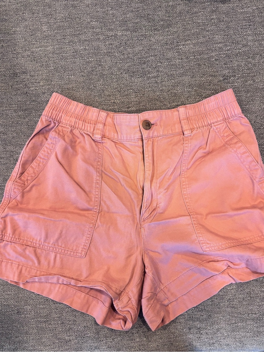 Gap shorts
